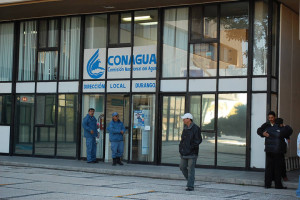 Acciones. A finales del año pasado comenzaron los despidos en ochos dependencias federales entre ellas Conagua.