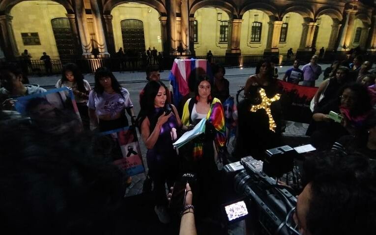 Comunidad LGBT+ marcha en Toluca, piden respeto y reconocimiento de sus derechos (Edo Mex)