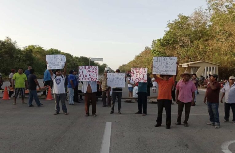 Otro bloqueo más en Felipe Carrillo Puerto: Ejidatarios de ‘Presidente Juárez’ bloquean la carretera Mérida vía corta para exigir pago por tierras expropiadas en 1968 y por afectaciones del Tren Maya  (Quintana Roo)