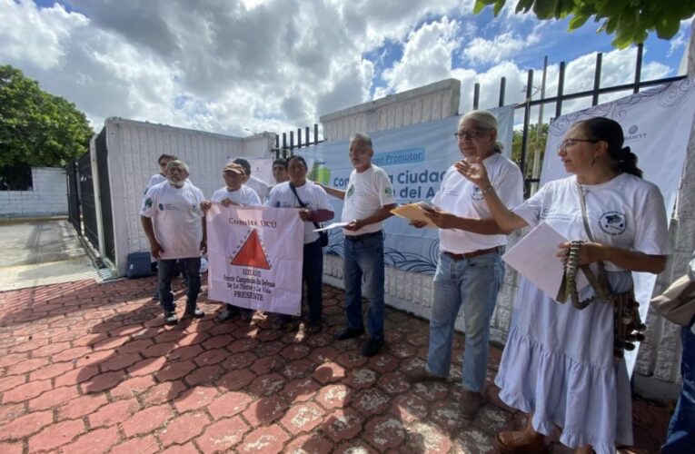 Exhiben a empresas que extraen millones de litros de agua en Yucatán